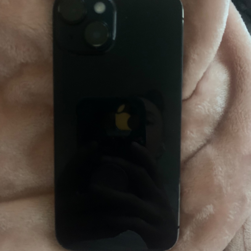 iPhone 14 - Picture 4 of 4